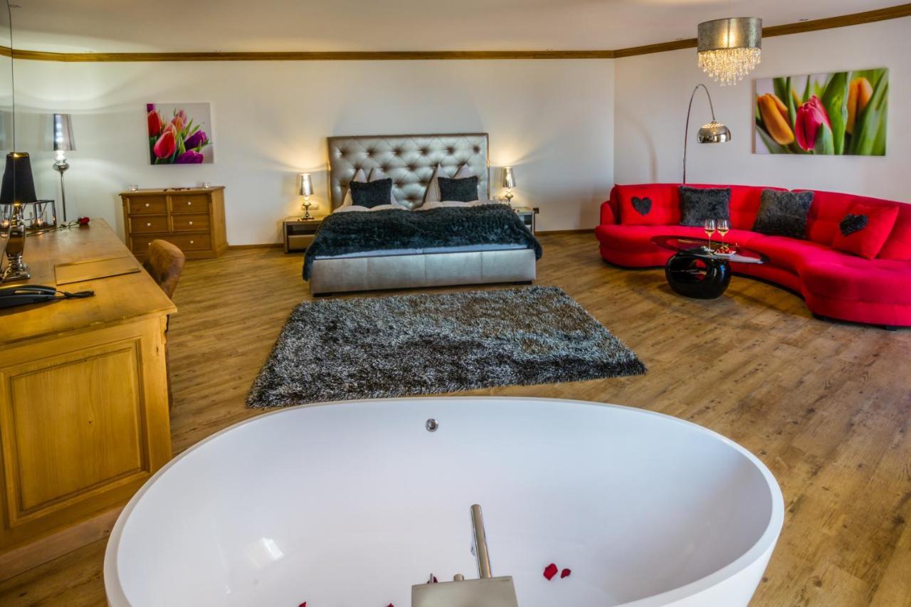 Wellness Hotel V Nebi Kořenov Extérieur photo